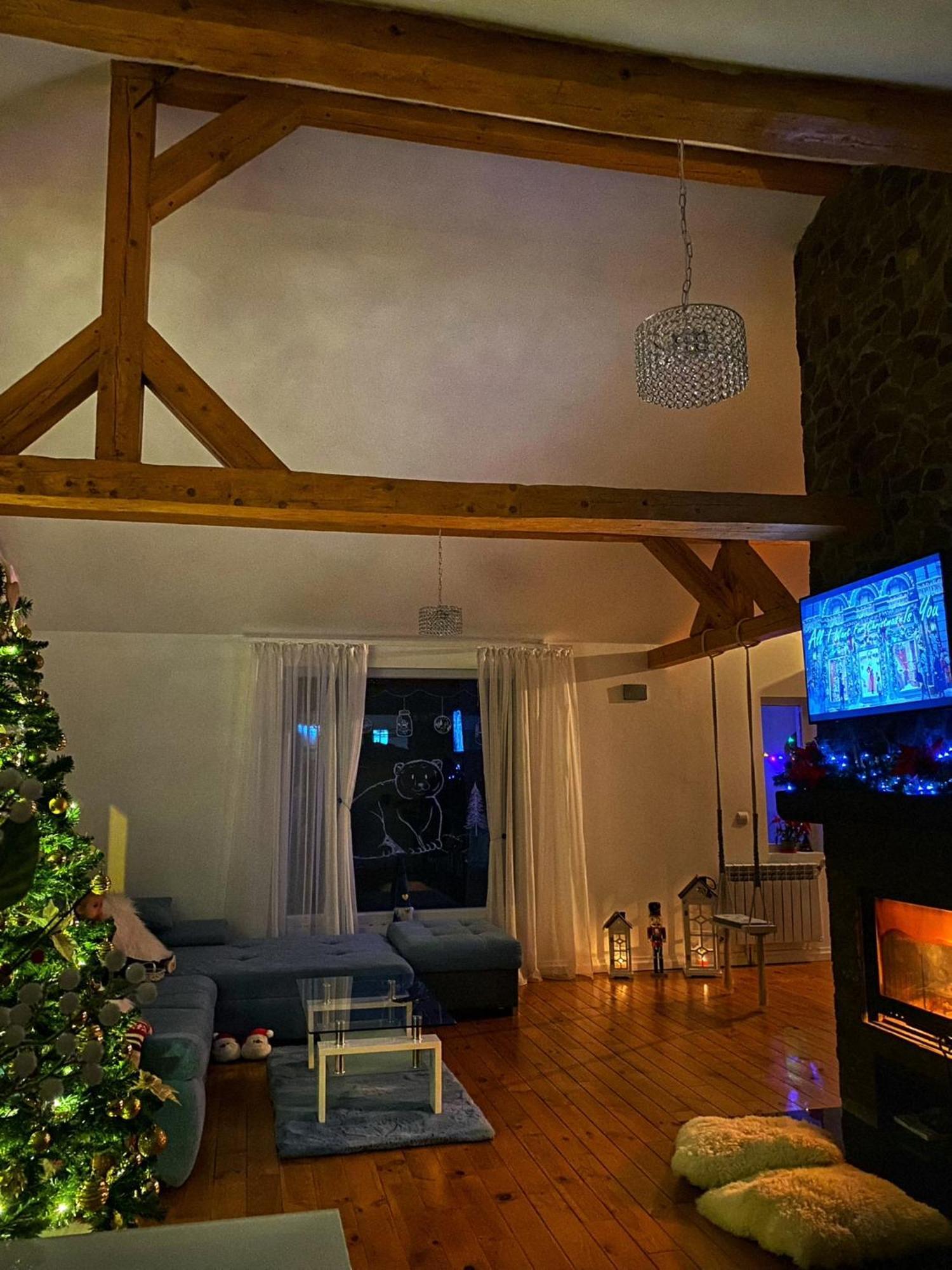 דירות קאמפולונג מולדובנסק Attic 33 מראה חיצוני תמונה
